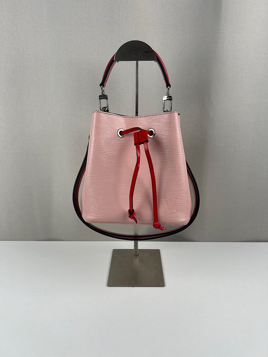 Sac Louis Vuitton Neo Noe cuir épi rose