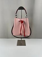 Sac Louis Vuitton Neo Noe cuir épi rose - Photo 1