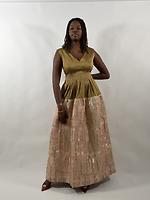 Gold brocade dress - Photo 2