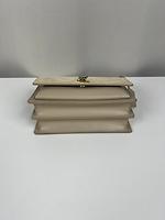 Sac bandoulière Saint Laurent Sunset medium en daim et cuir beige - Photo 7