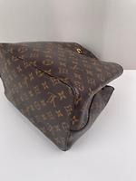 Sac seau Louis Vuitton Néo Noé Monogram Noir - Photo 10