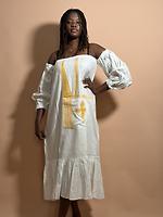 Robe - Photo 1