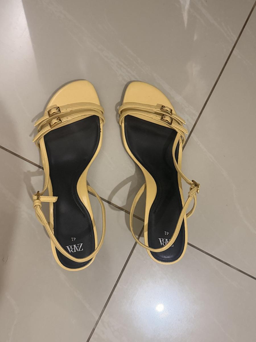 Zara yellow heeled sandals
