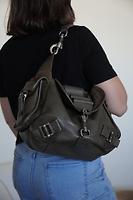 Sac à main Dior Rebelle cuir vert foncé / kaki - Photo 3