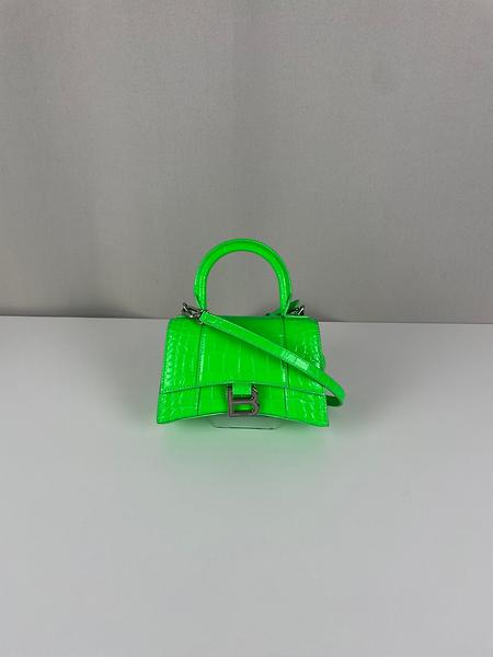 Sac Balenciaga Hourglass cuir embossé vert néon