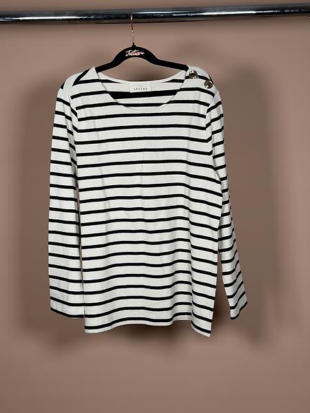 Pull à rayures 