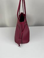 Sac cabsa Louis Vuitton Neverfull PM en cuir épi rose framboise + pochette - Photo 7