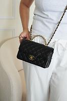 Sac Chanel top handle cuir noir - Photo 4