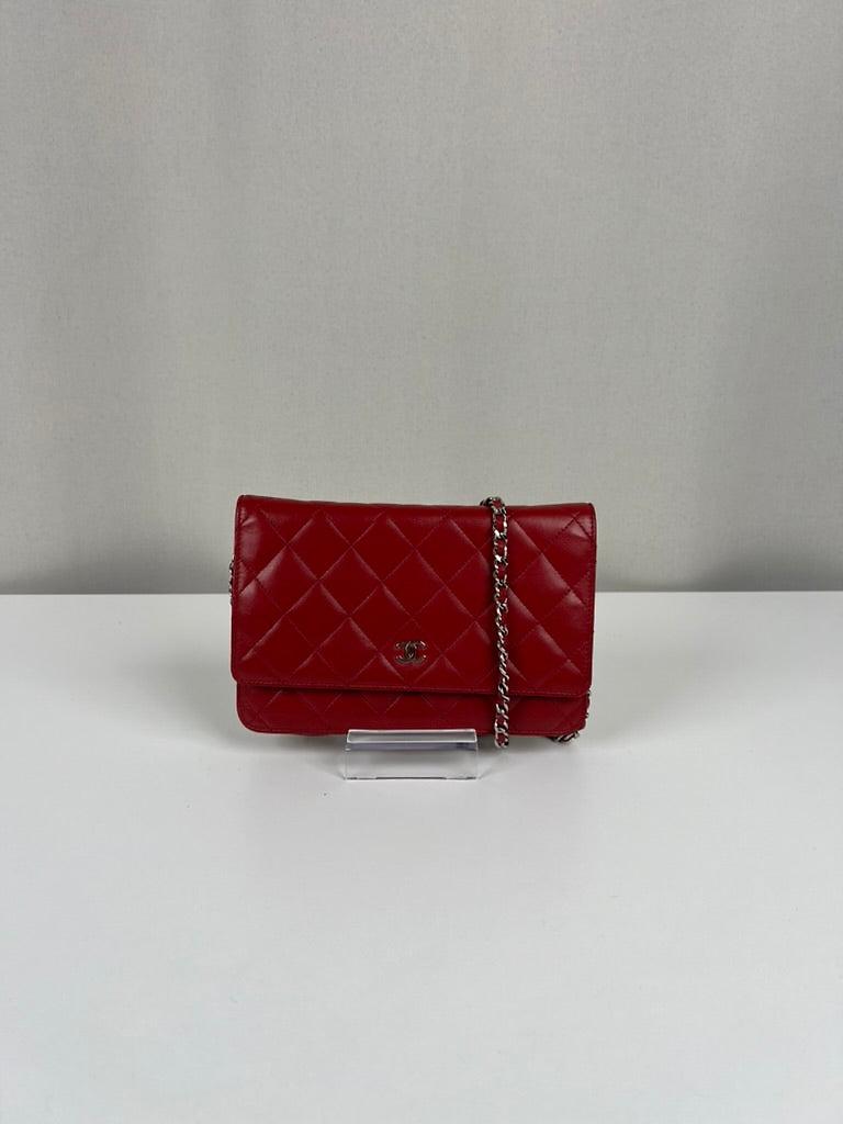 Sac bandoulière Chanel WOC en cuir rouge