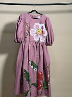 Robe - Photo 1
