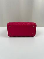 Sac Lady Dior rose taille medium - Photo 6