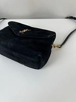 Sac bandoulière Saint Laurent Loulou Toy en velours noir - Photo 9