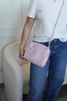 Sac Bottega Veneta Cuir rose intrecciato - Photo 2