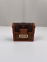 Mini Dauphine troile reverse Louis Vuitton - Photo 6
