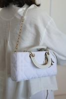 Sac bandoulière Dior Lady D-Joy médium blanc en tissu - Photo 3