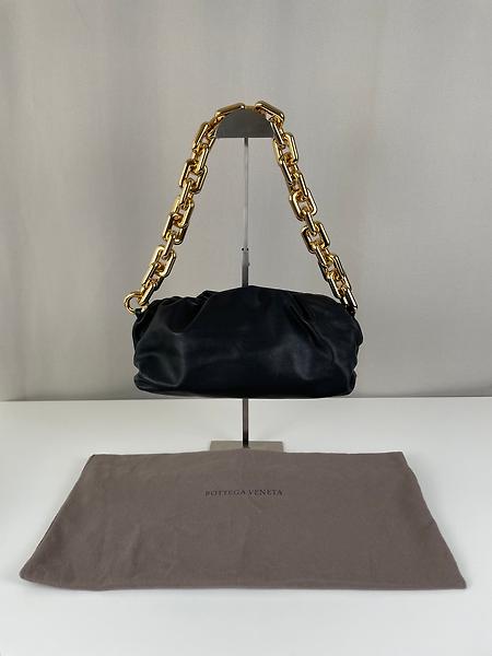 Sac porté épaule Bottega Veneta chaîne cuir noir