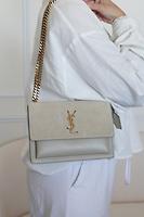 Sac bandoulière Saint Laurent Sunset medium en daim et cuir beige - Photo 2