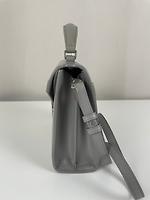 Sac bandoulière gris Cassandra de Saint Laurent - Photo 10