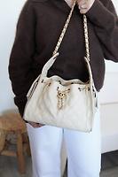 Chanel 25 small cuir caviar grainé beige - Photo 3
