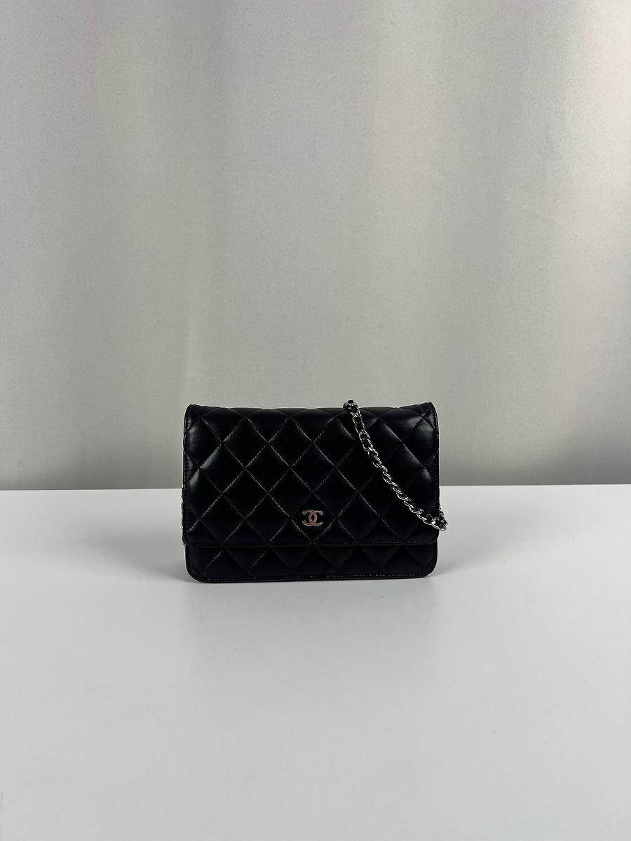 Sac bandoulière Chanel WOC cuir noir bijouterie argentée