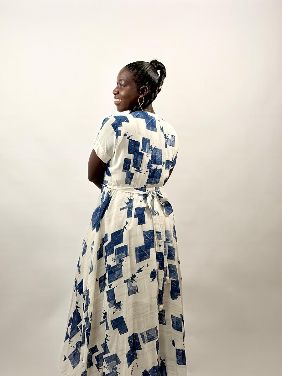 Robe portefeuille bleu blanc