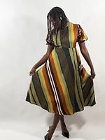 Robe à rayures  - Photo 1