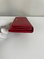 Portefeuille long Prada en cuir saffiano rouge - Photo 4