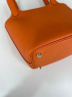 Sac Hermès Picotin Lock 18 en cuir taurillon Clémence orange - Photo 8