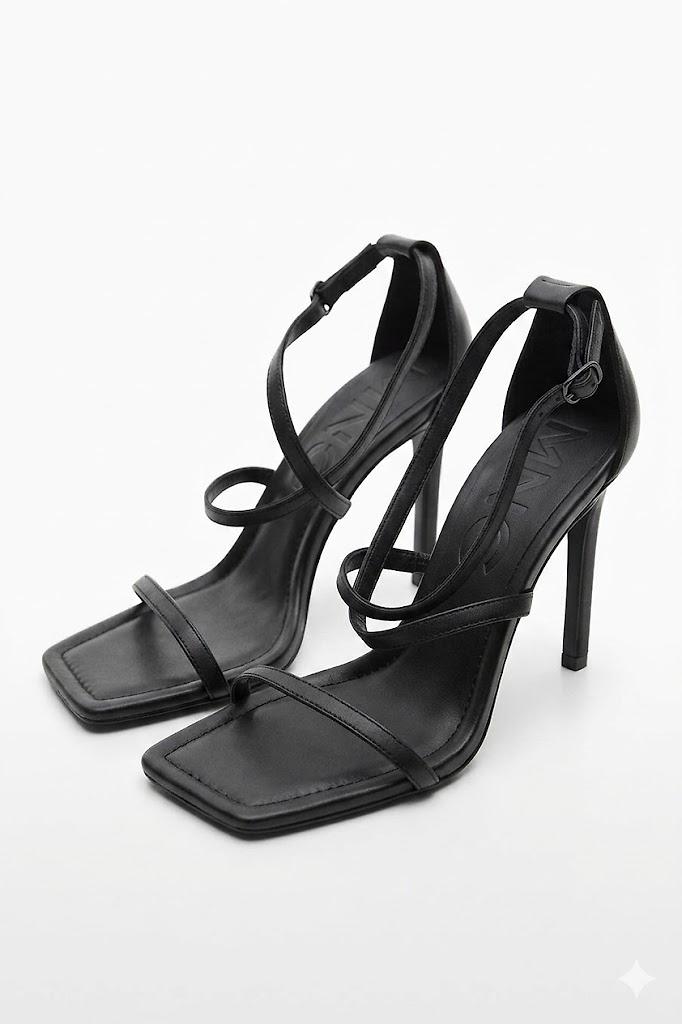 Sandales à talons noirs classiques 