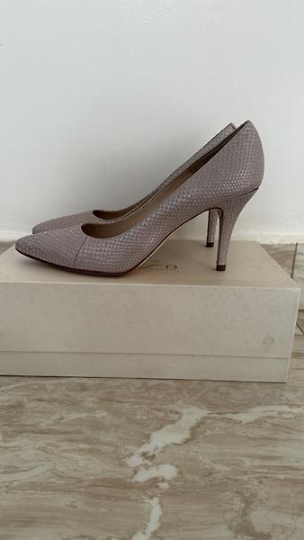 Escarpins marque Unisa