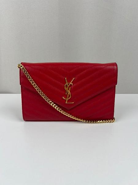 Sac bandoulière Saint Laurent Cassandre en cuir grainé rouge