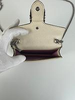 Sac bandoulière Gucci mini Dionysus en cuir crème - Photo 10