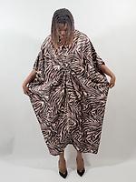 Robe - Photo 1