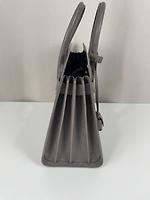 Sac de Jour small en cuir embossé gris Saint Laurent - Photo 7