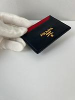 Porte-cartes Prada en cuir noir et rouge - Photo 4