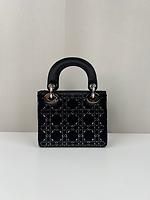 Sac bandoulière Mini sac Lady Dior en satin et strass - Photo 7
