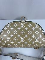 Louis Vuitton Bumbag Giant édition limitée kaki - Photo 10