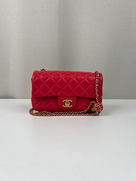 Sac bandoulière Chanel Mini Timeless en cuir rose