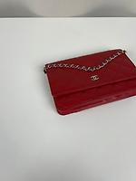 Sac bandoulière Chanel WOC en cuir rouge - Photo 9