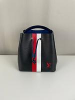Sac Louis Vuitton Néo Noé en cuir épi noir - Photo 4