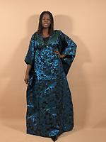 Robe - Photo 1