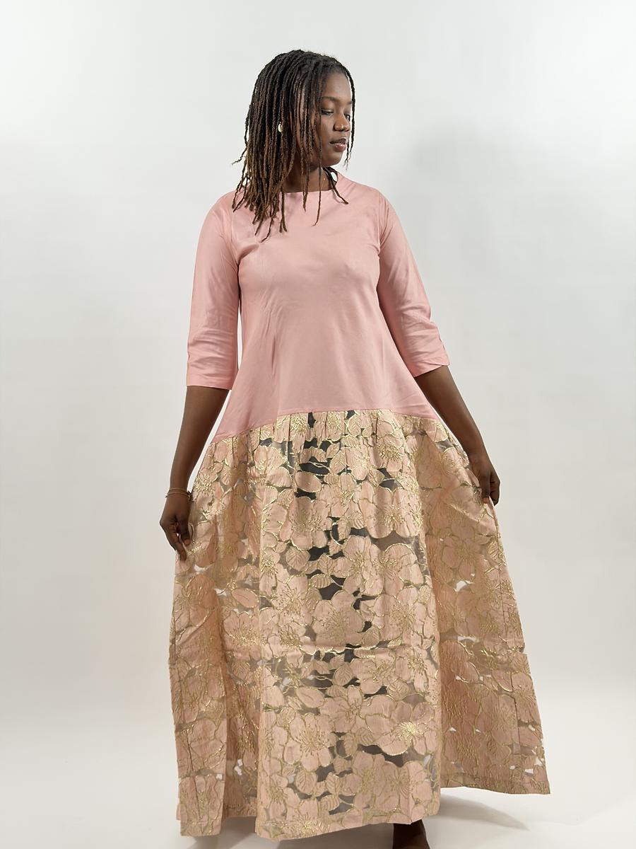 Robe rose brocard