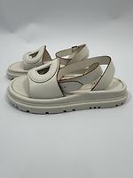 Nus pieds - Photo 2