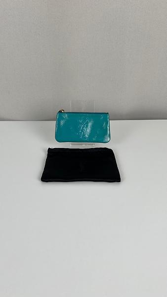 Pochette à clés / portemonnaie Saint Laurent en cuir verni turquoise