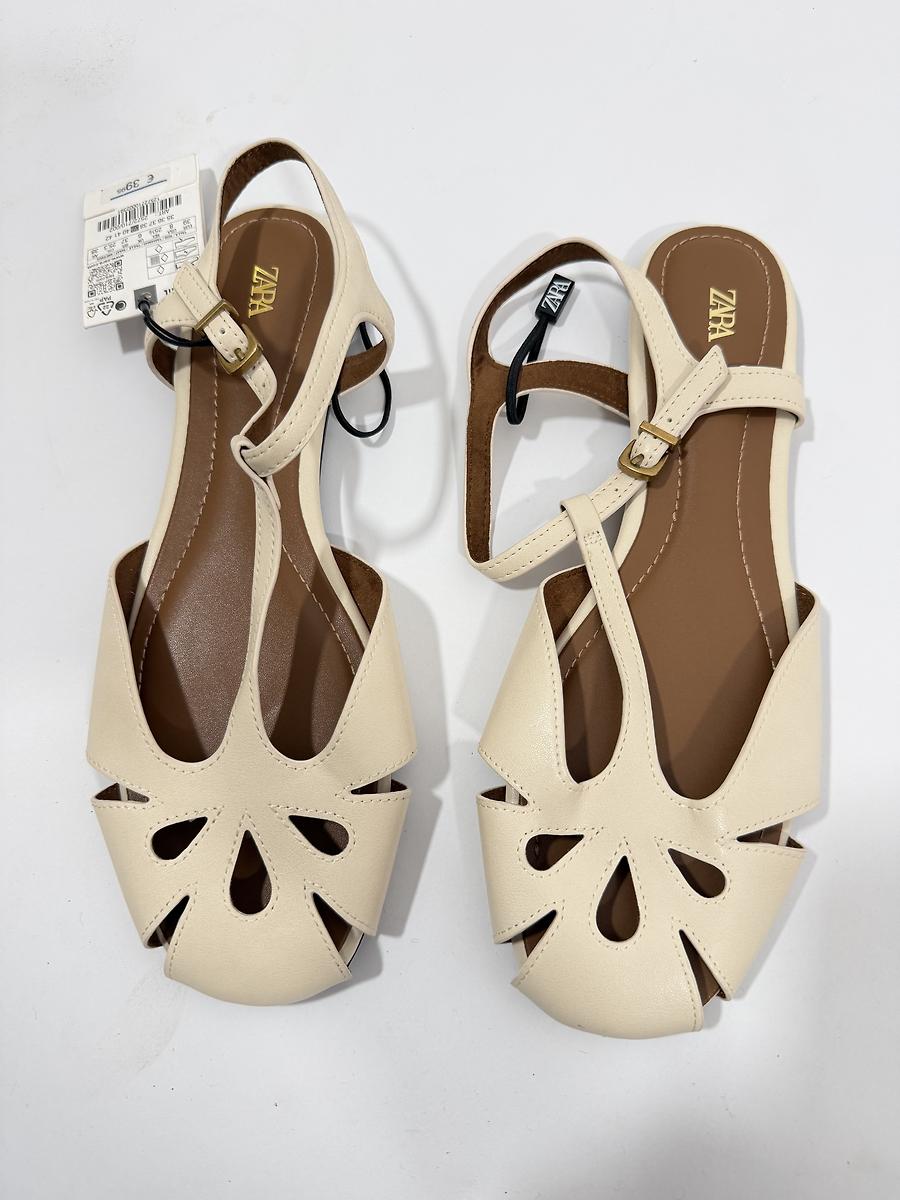 Sandales