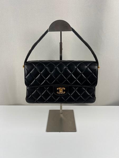 *RARE* Sac Chanel double rabats en cuir noir