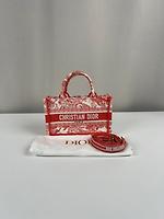 Mini sac Dior Book Tote en tissu rose orange motif Toile de Jouy - Photo 5
