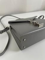 Sac bandoulière gris Cassandra de Saint Laurent - Photo 6