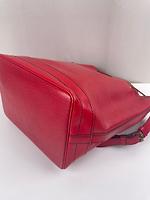 Louis Vuitton Noé GM cuir épi rouge - Photo 8