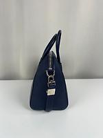 Sac à main Givenchy Antigona cuir bleu nuit - Photo 7